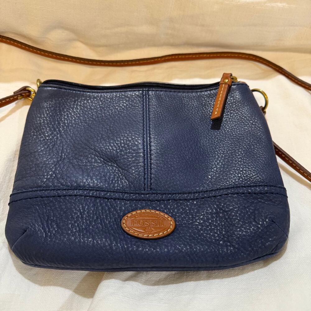 Fossil Blue Pebbled Leather Crossbody Bag Brown Trim Vintage Style - Picture 2 of 15